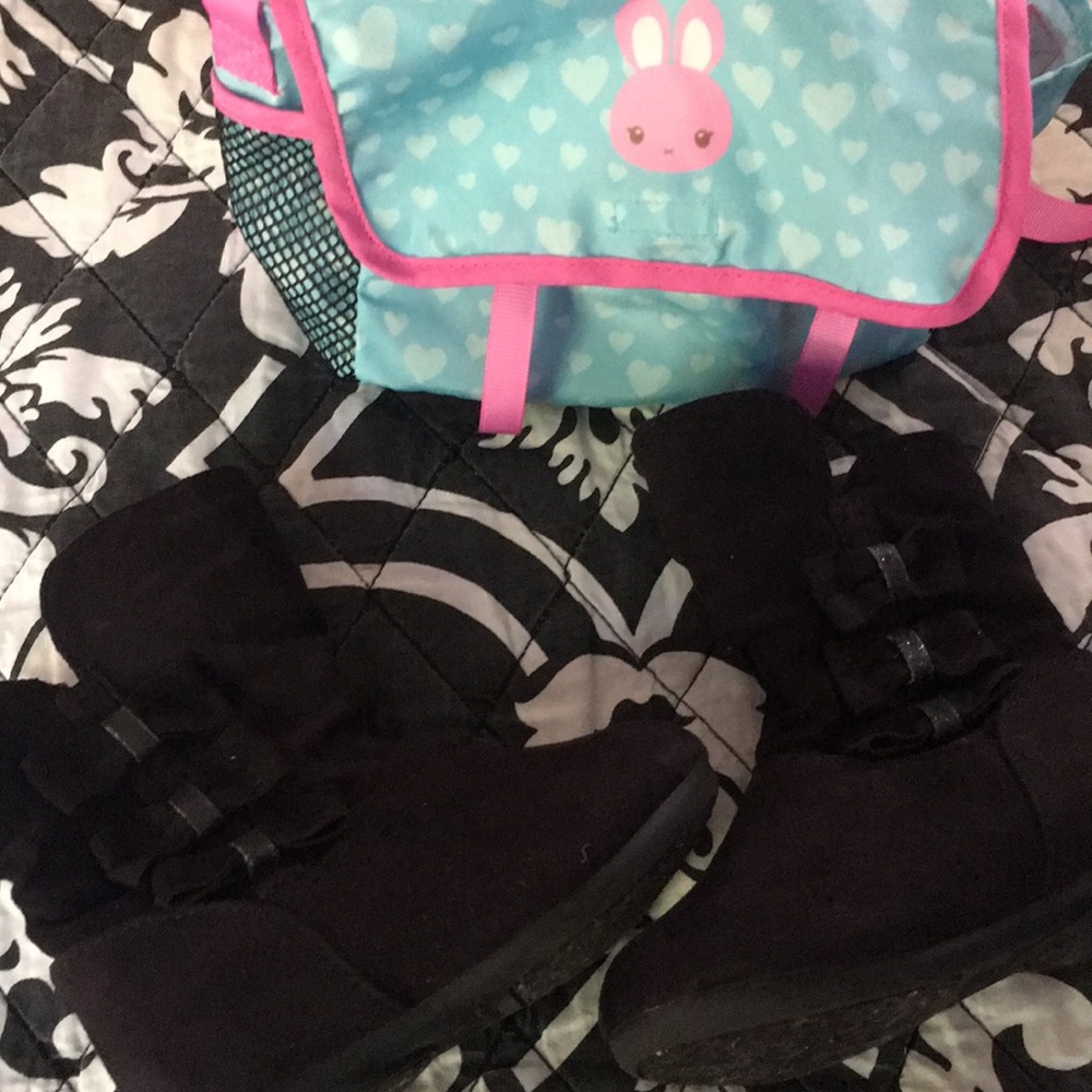 Boots!! Sz4tod used a few times $10 - Picture 4 of 8